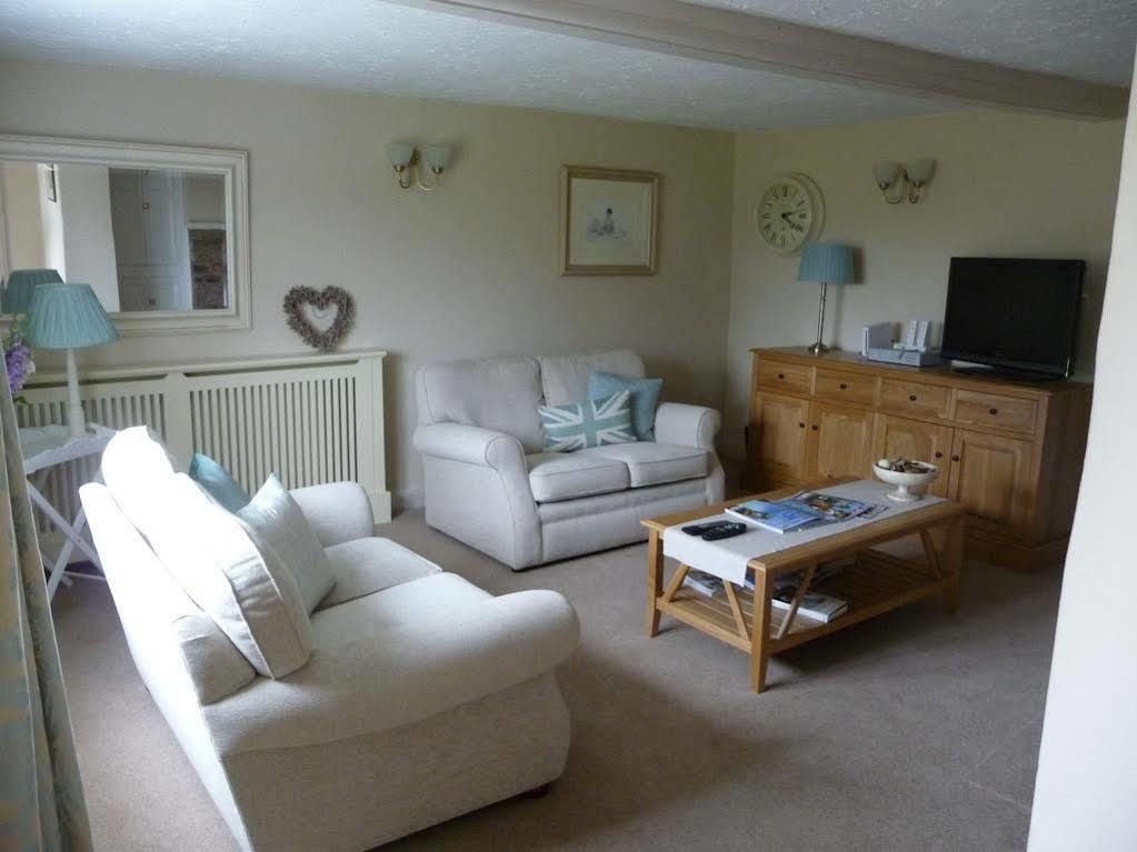Birtles Farm Bed And Breakfast Knutsford Exterior photo